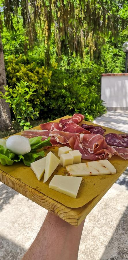 Bed and Breakfast Il Ruscello San Severino Exterior foto